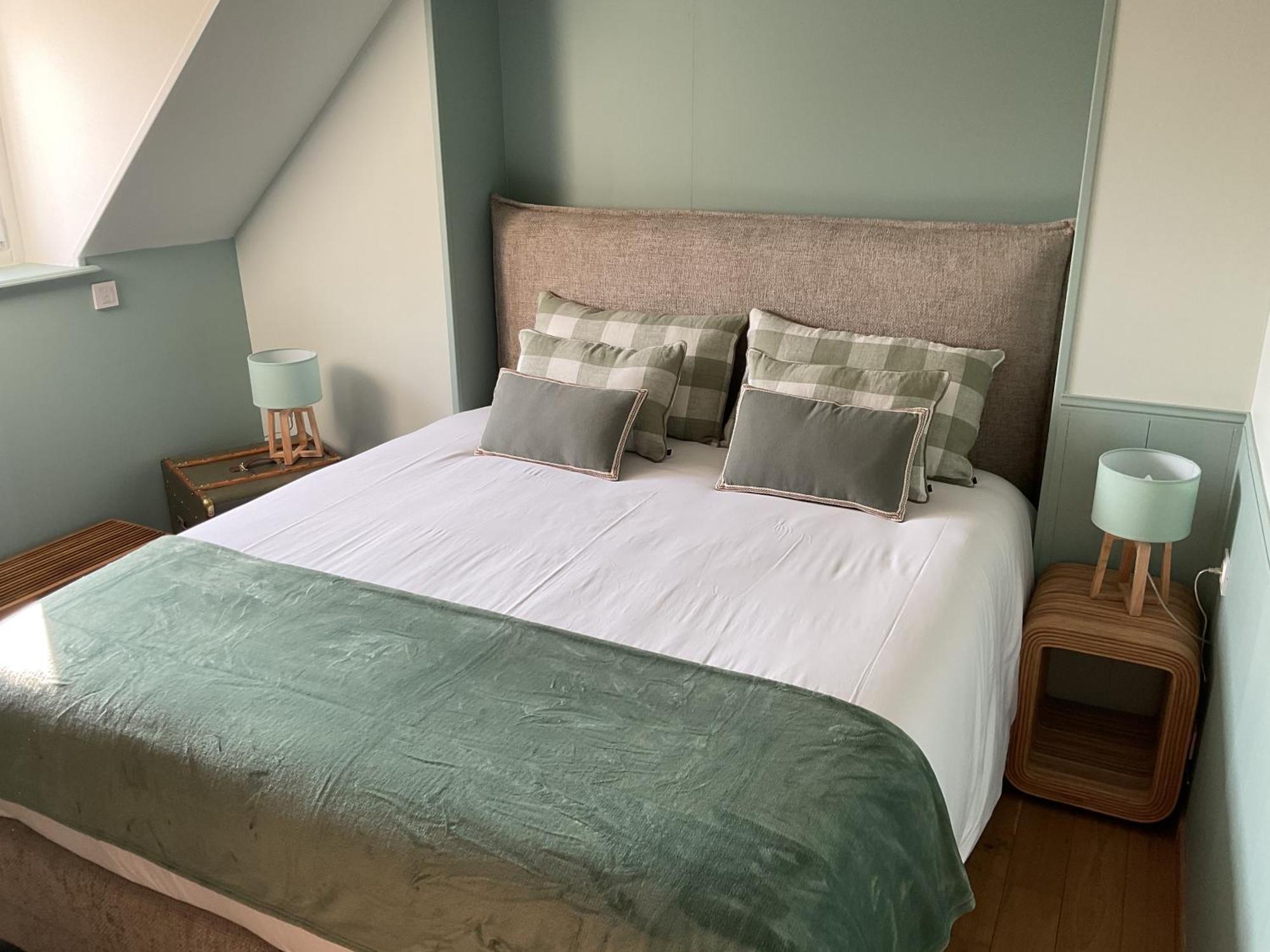 Manoir De La Croix-Sonnet Bed and Breakfast Trouville-sur-Mer Εξωτερικό φωτογραφία