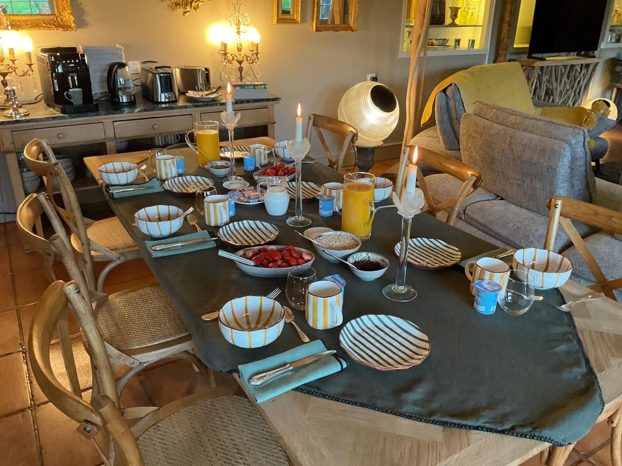 Manoir De La Croix-Sonnet Bed and Breakfast Trouville-sur-Mer Εξωτερικό φωτογραφία